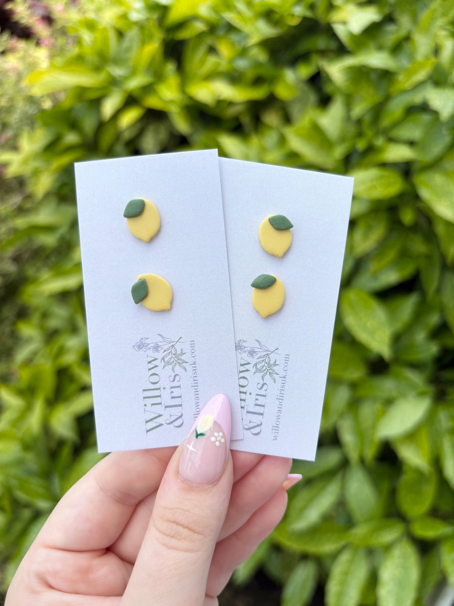 Lemon stud earrings