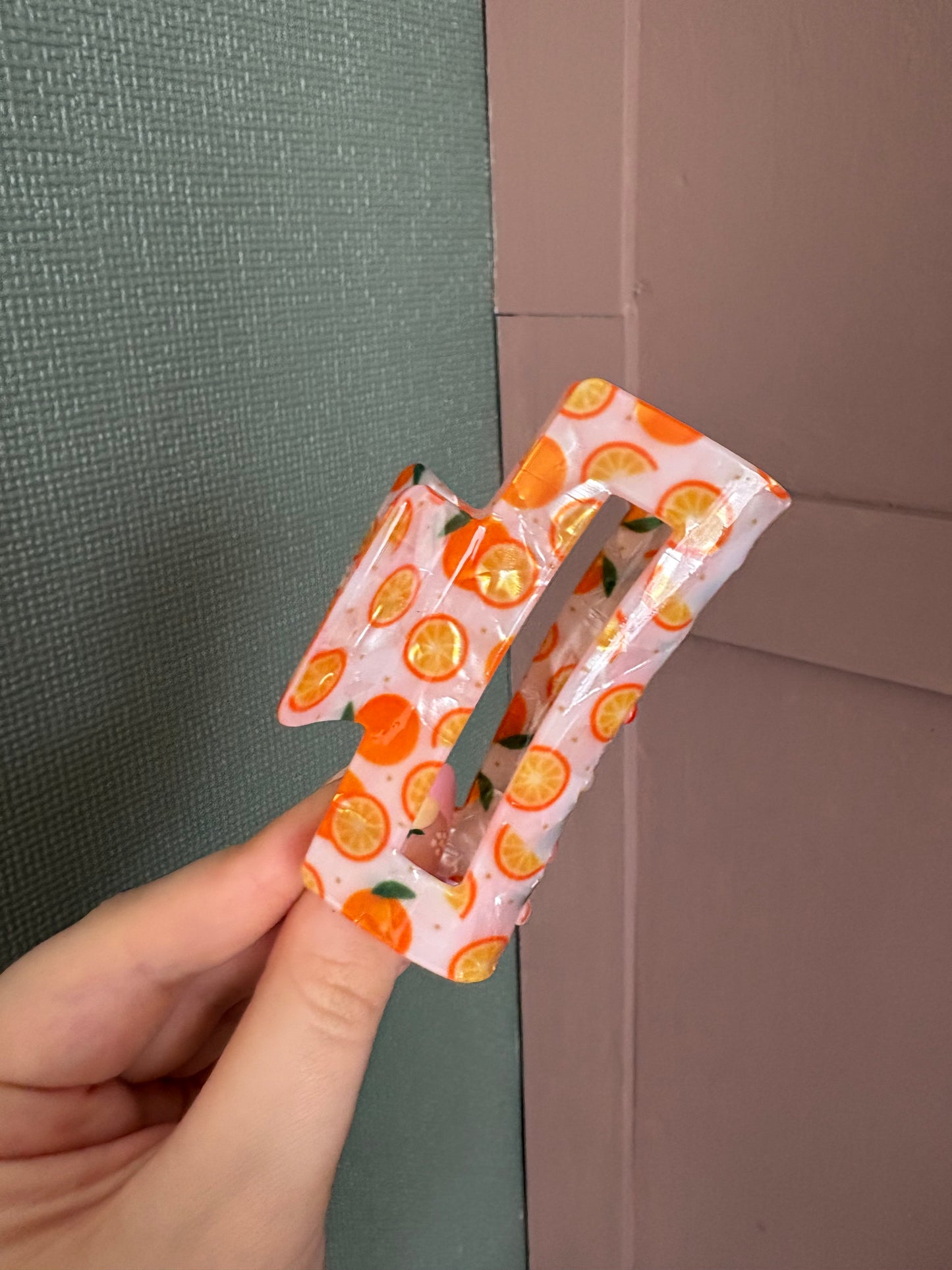 Fruit claw clips