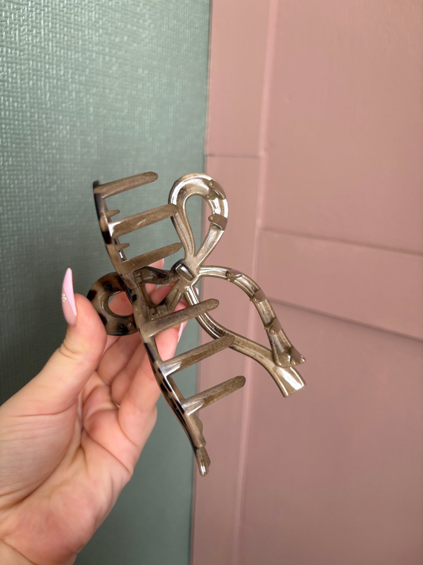 Small bow claw clips - leopard