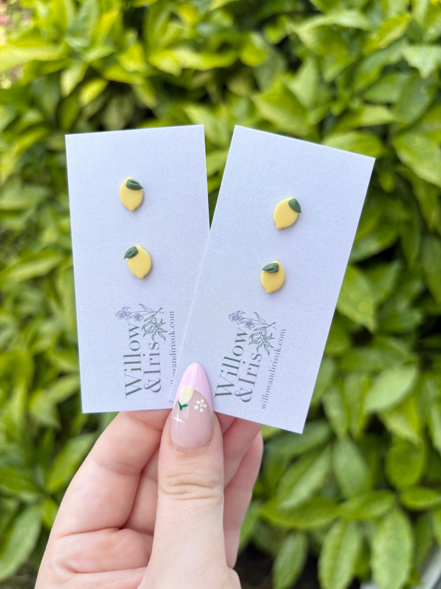 Lemon stud earrings