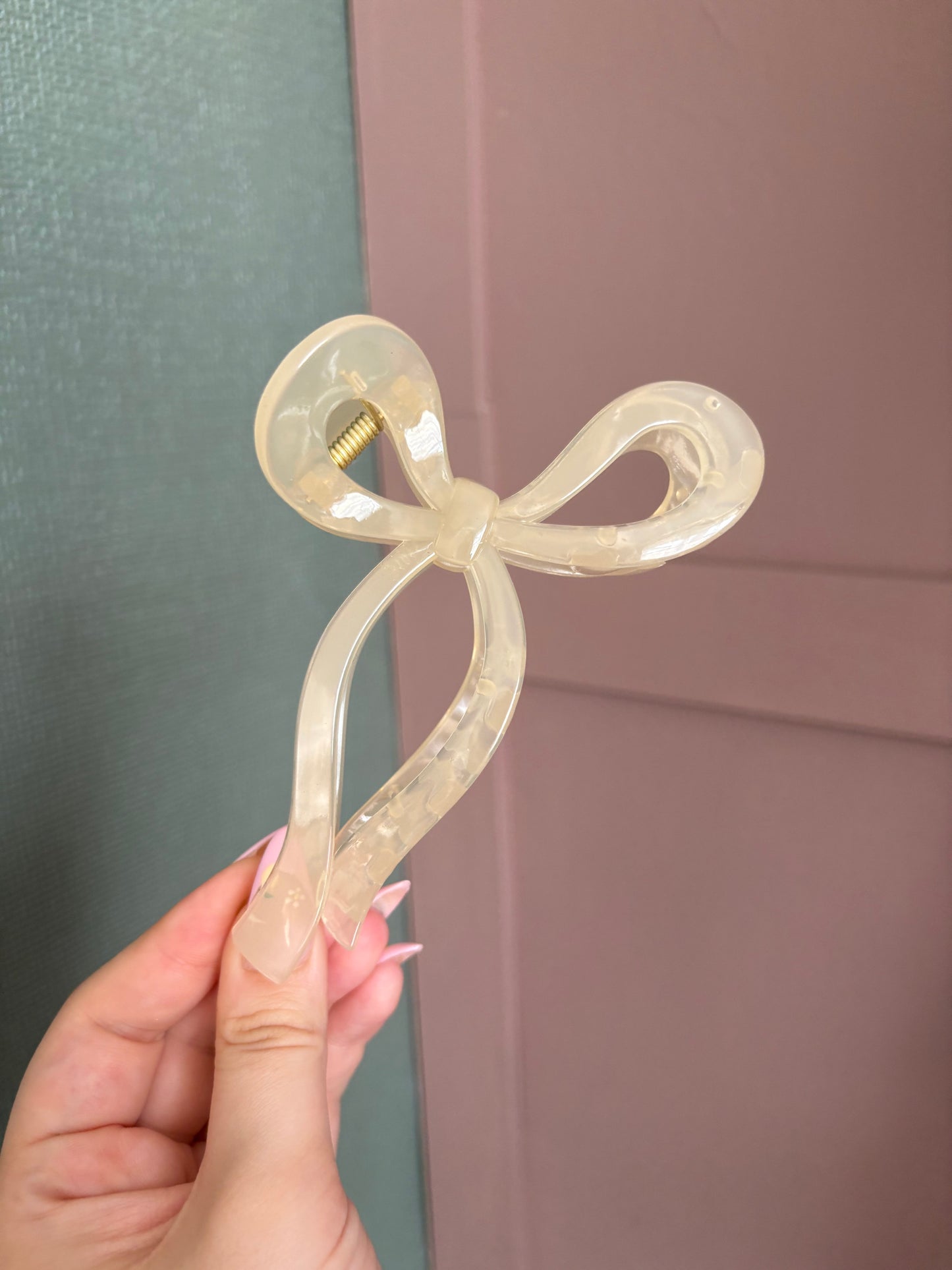 Bow Claw Clips - monochrome