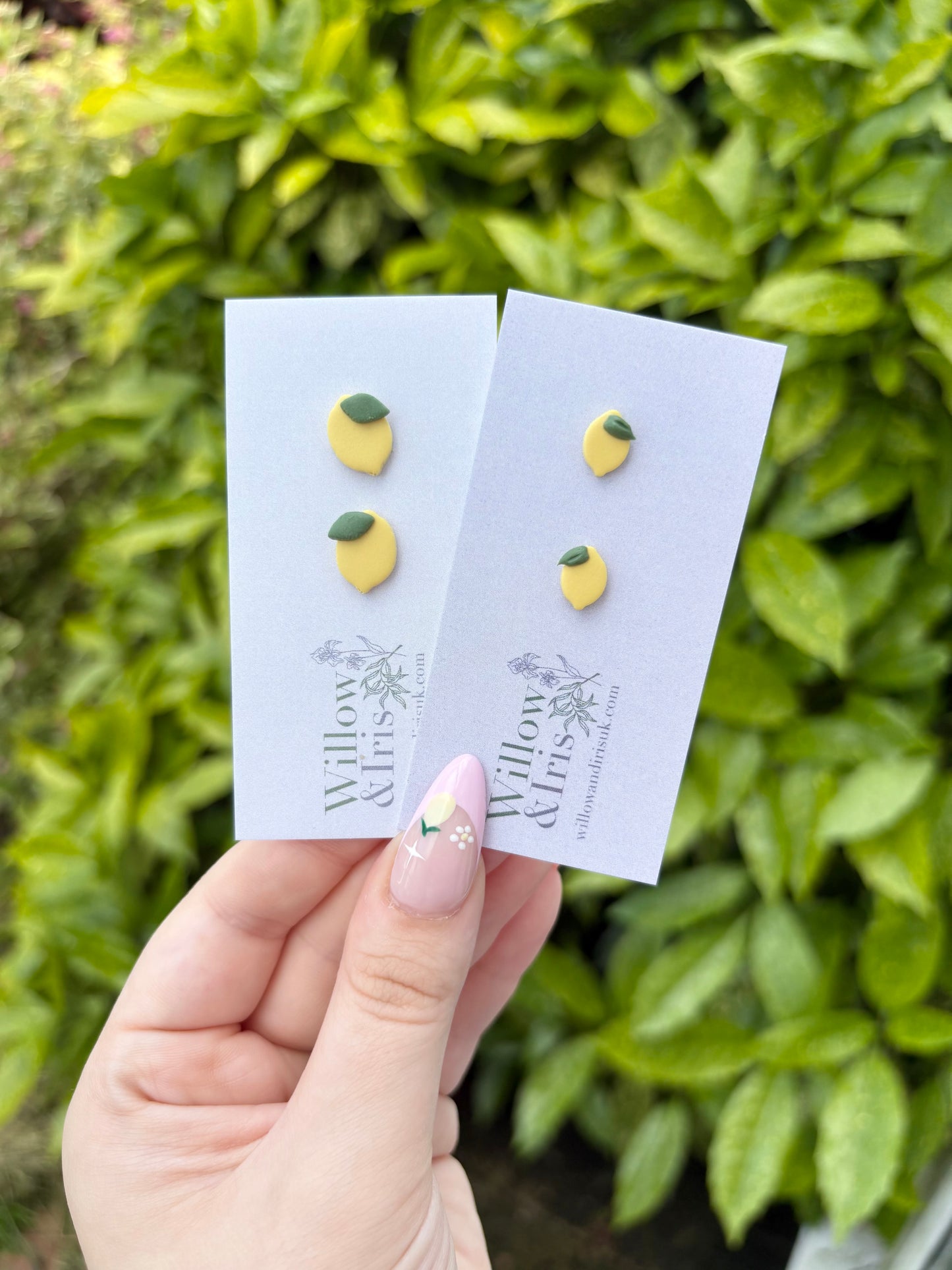 Lemon stud earrings