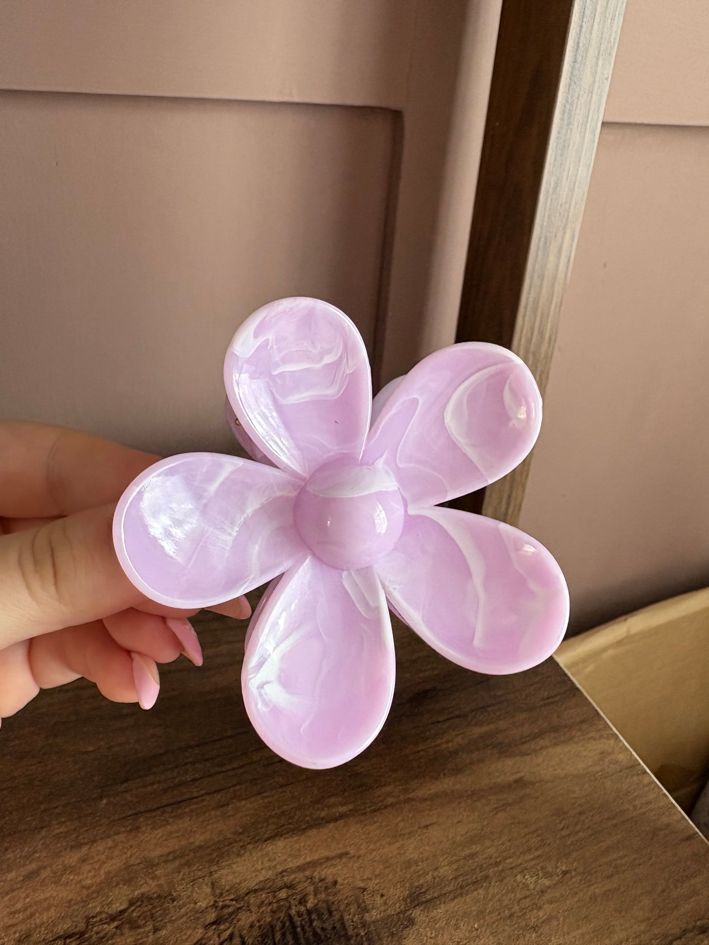 Flower claw clips - pinks